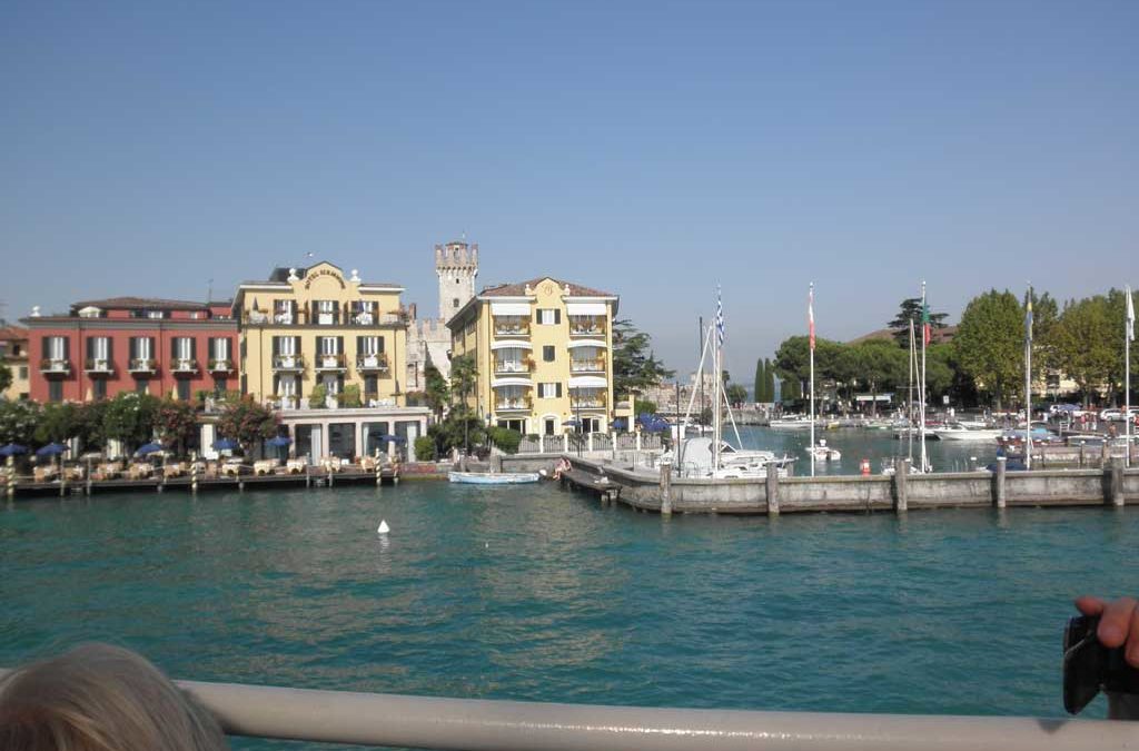 El lago di Garda un oasis de belleza italiana